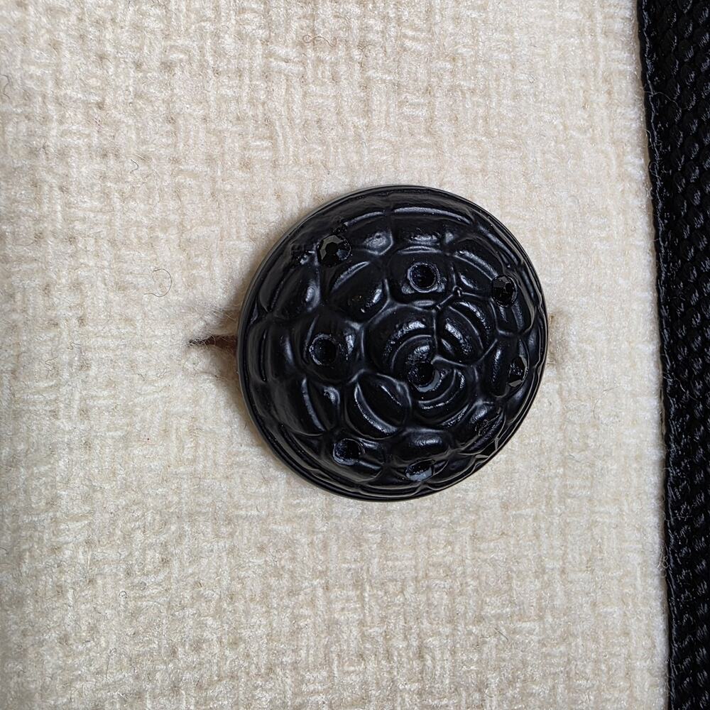 Vintage 1960s Joseph Stein Wool Skirt Suit Jackie O Cream Black Elegant - Picture 9 of 10